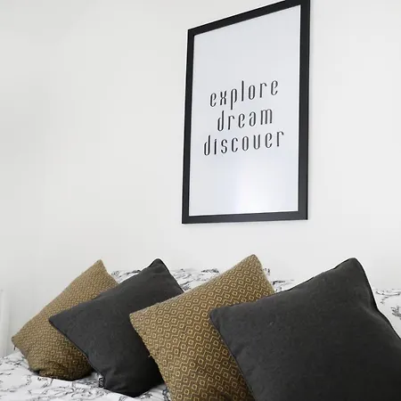 Willow Pateley Bridge